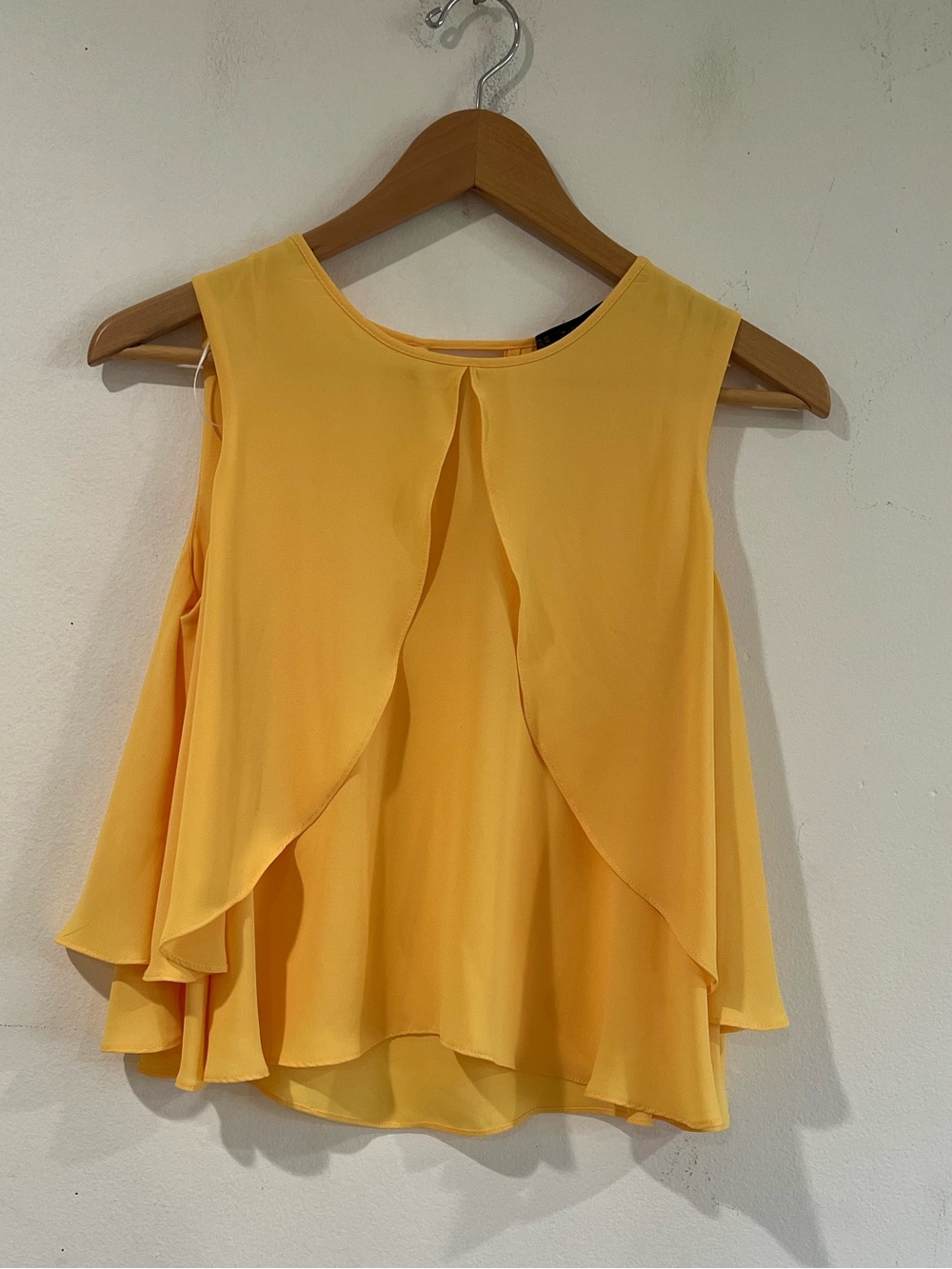 ZARA Yellow Layered Sleeveless Blouse - Women's Top M